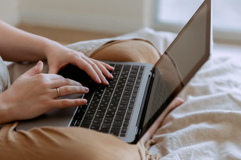 woman-using-laptop-clio-websites-blog
